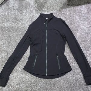 Black lululemon jacket with thumb holes and pocket